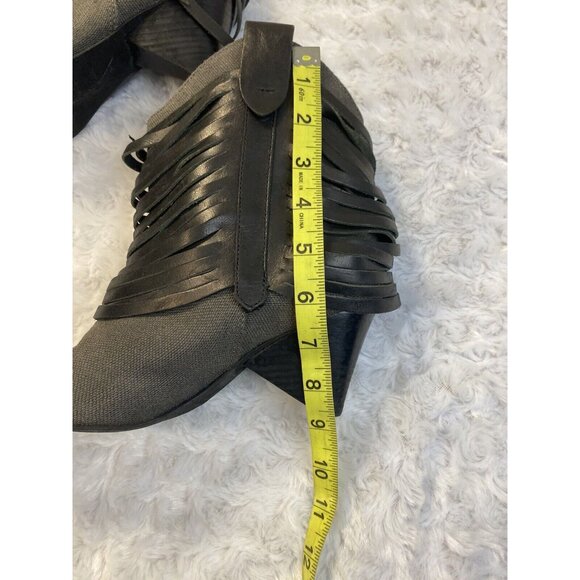 Guess By Marciano VTG ankle Booties Size 6 Fringe Cone Heel Fabric See details - Picture 4 of 15